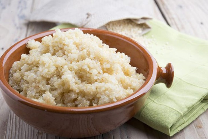 Hạt quinoa là hạt gì? Có thể ăn thay cơm không?